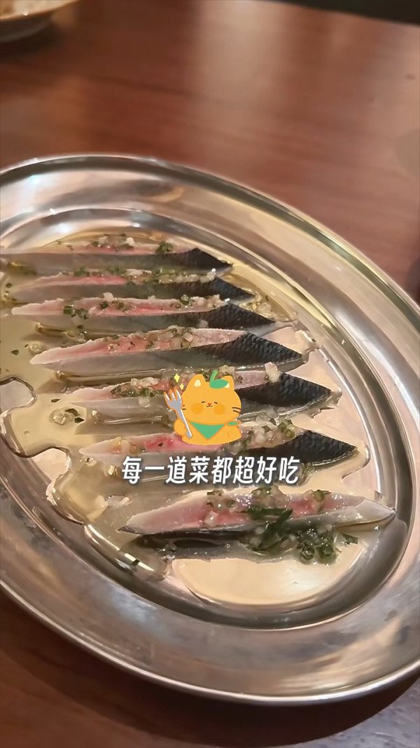 前港姐亞軍與男友慶祝拍拖6周年發生意外 因一事惹網民反應兩極：真係好造作！