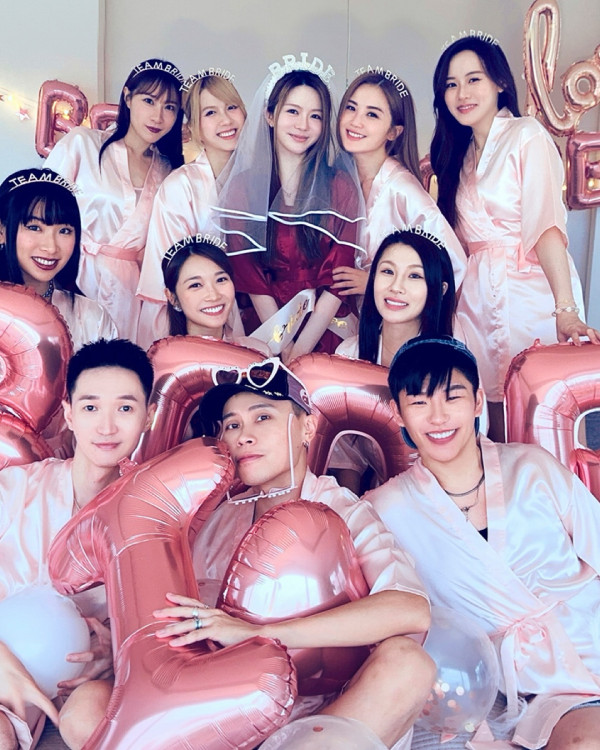 曾樂彤性感睡衣開婚前派對盡顯圈中好人緣 三代女團激罕同場阿Sa獲讚冇得輸！