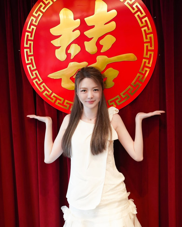 曾樂彤性感睡衣開婚前派對盡顯圈中好人緣 三代女團激罕同場阿Sa獲讚冇得輸！