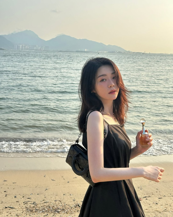 曾樂彤性感睡衣開婚前派對盡顯圈中好人緣 三代女團激罕同場阿Sa獲讚冇得輸！