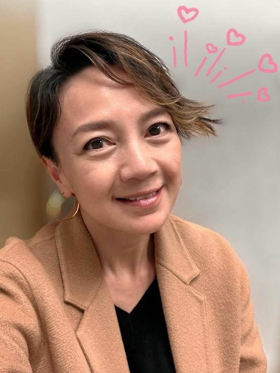 前港姐冠軍淡出娛樂圈後殘爆近照流出!驚現老態皺紋嚇壞網民︰對眼咩事?