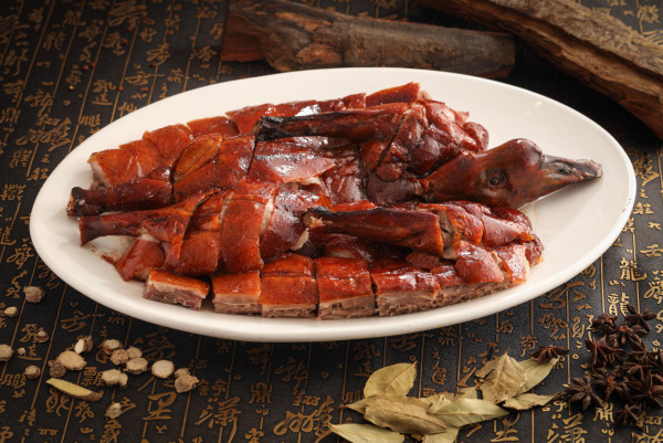 鑽石山酒樓推出$1片皮鴨/羊腩煲/燒鵝優惠！2人堂食即可享$1優惠 平日周末都適用！