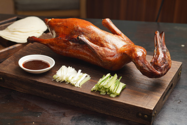 鑽石山酒樓推出$1片皮鴨/羊腩煲/燒鵝優惠！2人堂食即可享$1優惠 平日周末都適用！