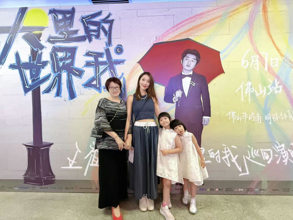 李亞男罕有重提視帝緋聞男友舊情真相!王祖藍驚爆兩人曾分手三年︰高攀不起