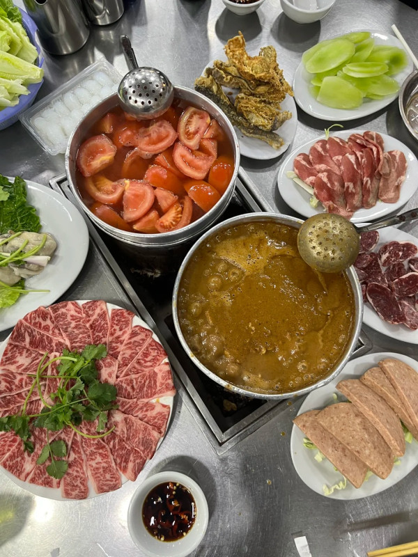 九龍城方榮記$38沙嗲牛肉獲力捧！網民：午餐堅抵食／平靚正即炒粉麵飯