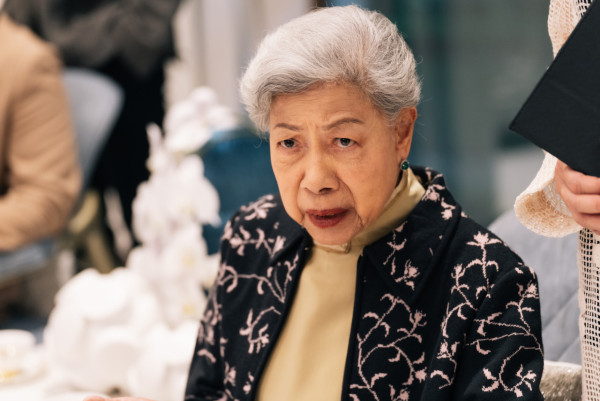 金式森林｜91歲羅蘭超高齡拍劇惹健康擔憂 鏡頭後片段曝光老人家開工精神狀態