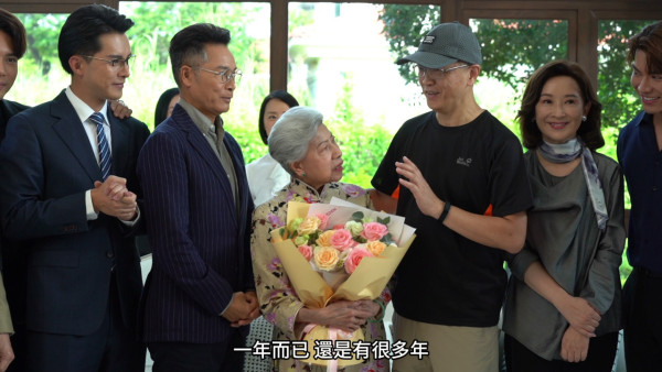 金式森林｜91歲羅蘭超高齡拍劇惹健康擔憂 鏡頭後片段曝光老人家開工精神狀態