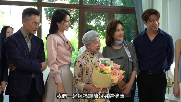 金式森林｜91歲羅蘭超高齡拍劇惹健康擔憂 鏡頭後片段曝光老人家開工精神狀態