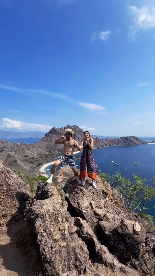 吳若希罕晒性感水着泳衣照慶結婚8周年 紀念日老公竟然無影靠一招自救！