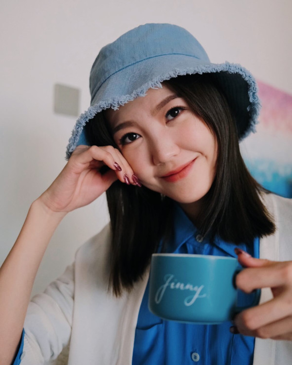 吳若希罕晒性感水着泳衣照慶結婚8周年 紀念日老公竟然無影靠一招自救！