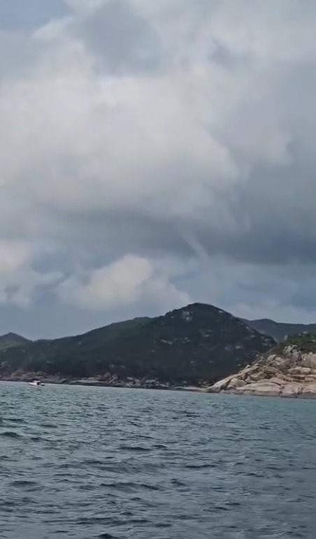 南丫島罕現水龍捲市民目擊持續約數分鐘 天文台拆解形成原因