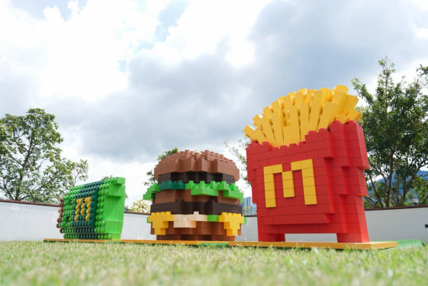 大媽手機太大聲滋擾車長駕駛 兩度企圖襲擊司機 車長8字真言相勸獲讚