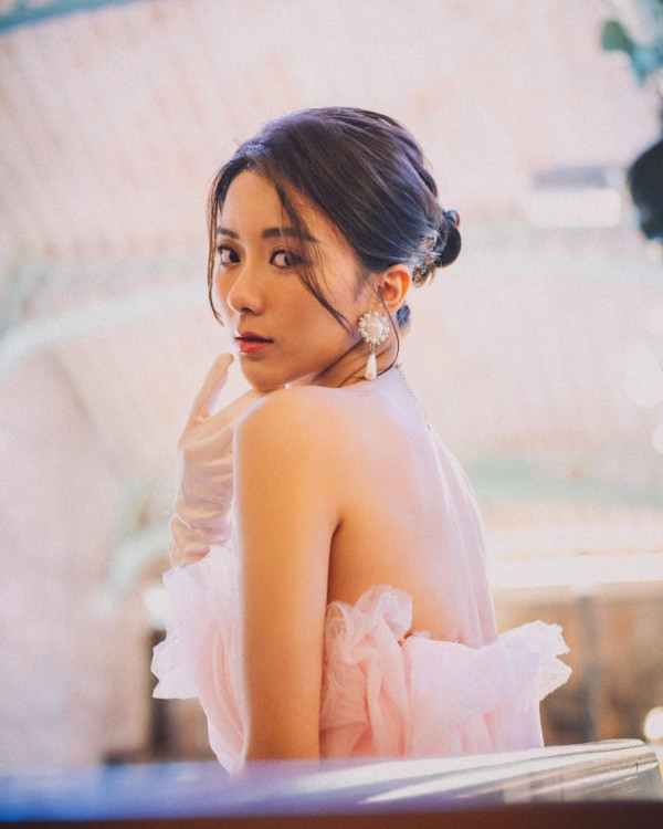 30歲陳星妤面容疑離奇僵硬片段瘋傳 表情狀態唔自然惹網民猜測︰以前唔係咁