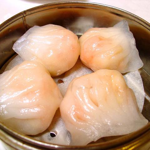 農塲餐廳老闆陳興濤唔捨得食蝦餃卻夾份賭馬？圖片來源：Facebook@香港蝦餃關注組