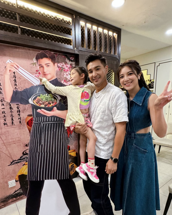 視帝結婚7週年夫妻打架相曝光 拳館擂台上大打出手震驚網民！