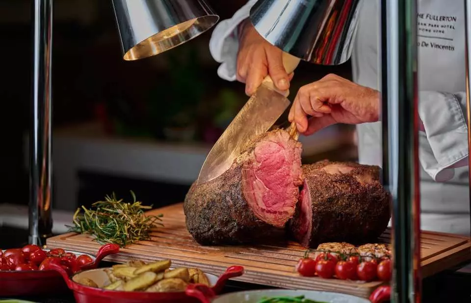 香港富麗敦海洋公園酒店自助餐第二位$10！3.5小時任食龍蝦/雪蟹腳/土耳其烤肉/鹿肉