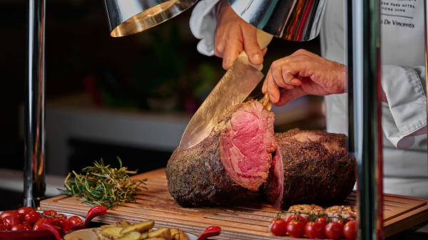 香港富麗敦海洋公園酒店自助餐第二位$10！3.5小時任食龍蝦/雪蟹腳/土耳其烤肉/鹿肉