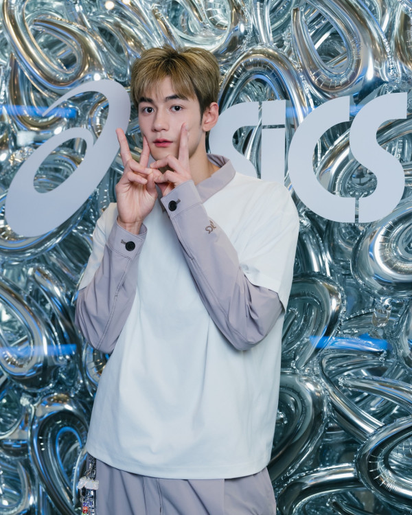 Jeffrey魏浚笙公開昔日肥仔肚腩相 對比最新腹肌狀態驚人！跟貼潮流抽水元朗肉餅︰曾經係肉彈