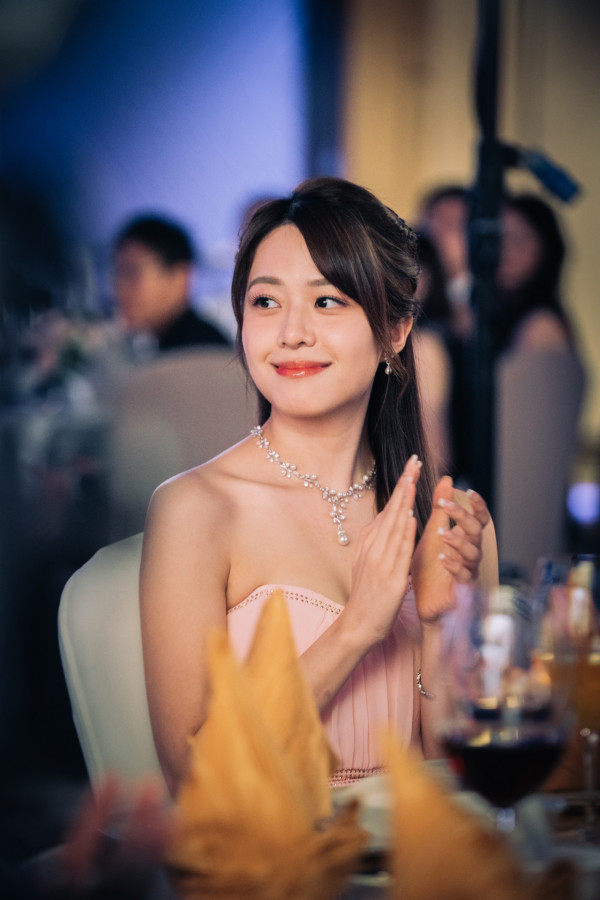 金式森林丨陳星妤情趣睡衣跌膊情挑陳浚霆 極盡女性魅力噴血指數爆燈！