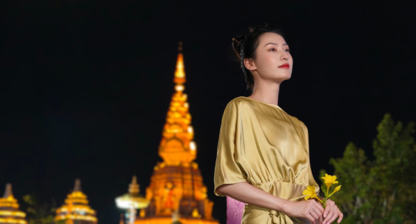 vivo X300 系列正式發佈 蔡司 2 億像素潛望長焦+極速天璣 9500