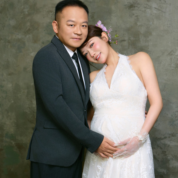 30歲女藝人宣佈喜訊平安產子晒餵母乳照！IG吐辛酸︰經歷40小時宮縮陣痛