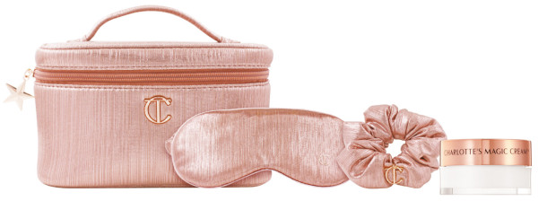 滿HK$2,000，即享星願美夢套裝及MAGIC CREAM魔法面霜 7ml。