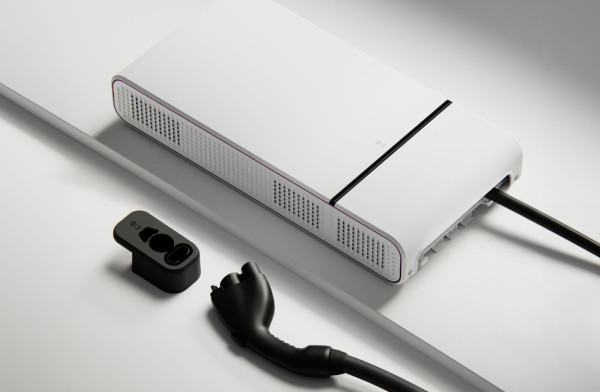 Wallbox 神器 Quasar 2 雙向充電成功 停電時用 Kia EV9 變身家庭供電電池