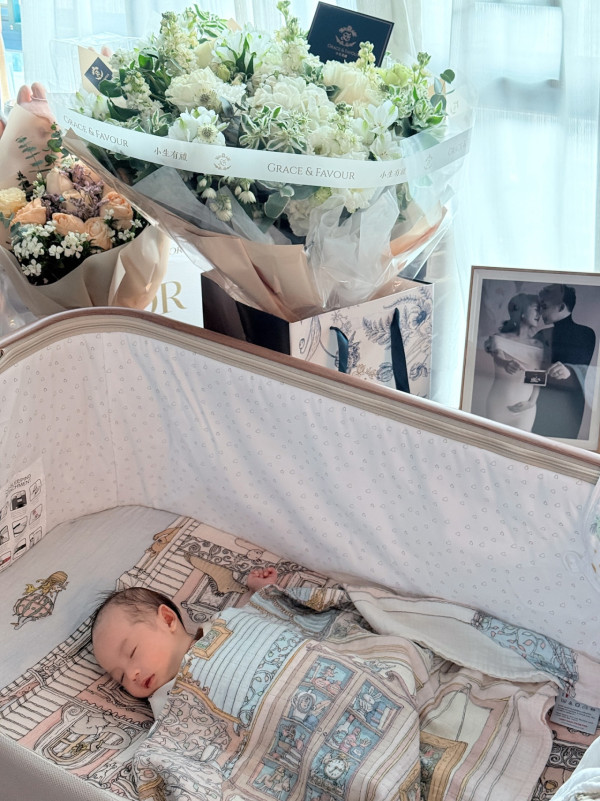 TVB新聞女神低調產子貼BB相報喜 榮升新手媽媽：「你自己挑了日子出生」