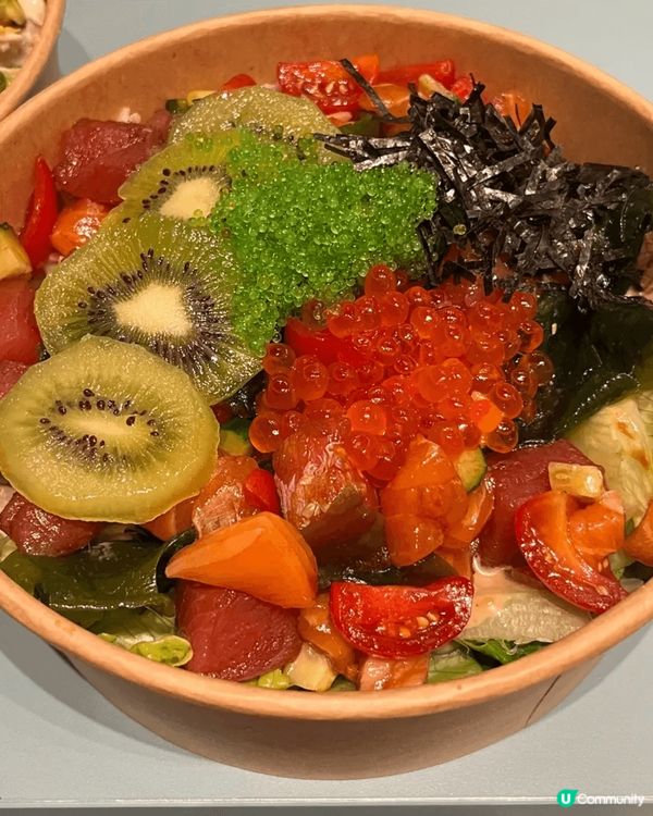 2025香港9大爆丼級Poke Bowl推介！必試巨型魚生飯「滿到瀉」CP值天花板 附平價及奢華選擇