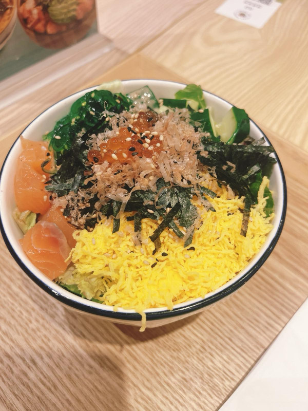 2025香港9大爆丼級Poke Bowl推介！必試巨型魚生飯「滿到瀉」CP值天花板 附平價及奢華選擇