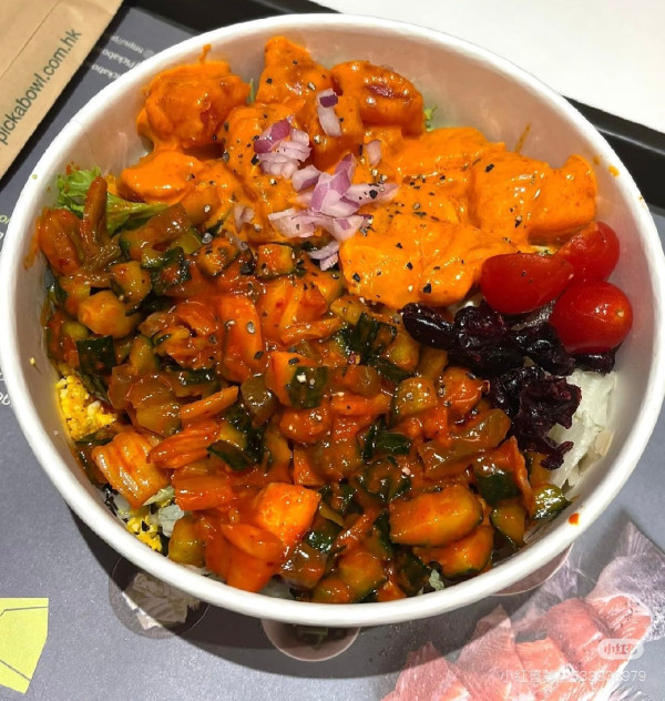 2025香港9大爆丼級Poke Bowl推介！必試巨型魚生飯「滿到瀉」CP值天花板 附平價及奢華選擇
