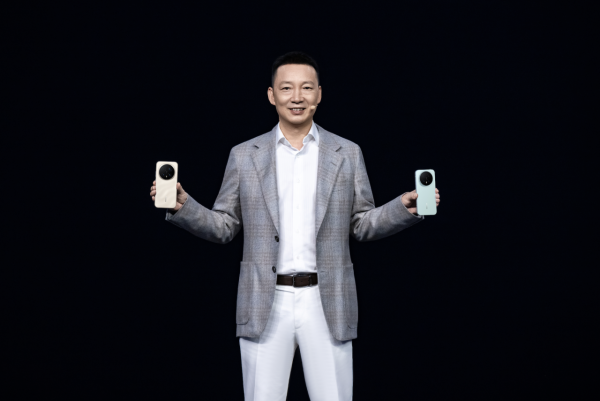 手機迷必睇 HONOR Magic8 Pro 震撼發佈 2 億像素鏡頭 + AI 智能系統 謝霆鋒任體驗官