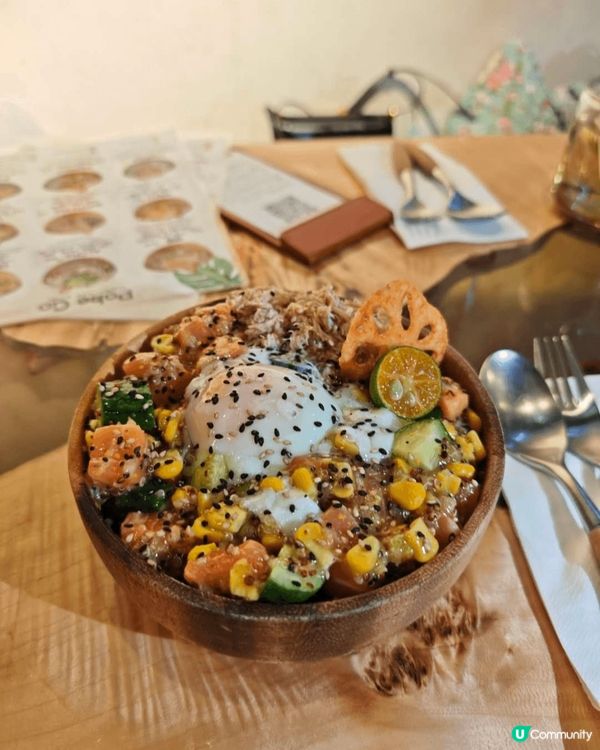 2025香港9大爆丼級Poke Bowl推介！必試巨型魚生飯「滿到瀉」CP值天花板 附平價及奢華選擇