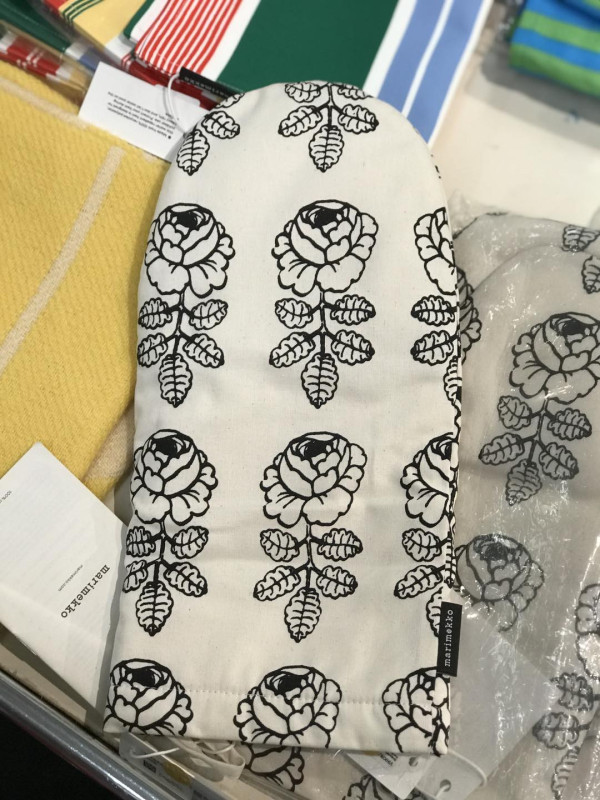 銅鑼灣marimekko開倉特賣！花花水杯/茶具/餐碟/廚房用品！