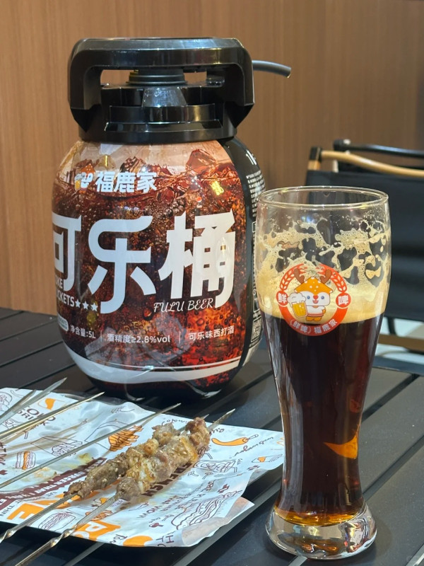 「平價茶飲一哥」蜜雪冰城新出¥5.9鮮啤平過汽水！跨界賣啤酒攻後生仔市場 