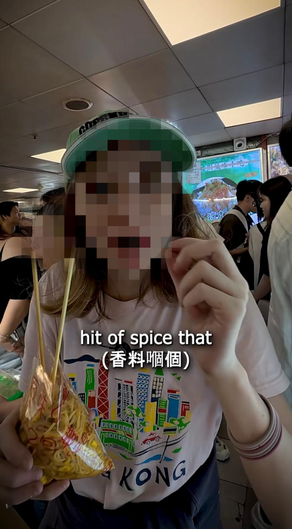 居港外籍老師捲入「無禮貌」風波！拍片解釋冇被學校解僱 網民反應兩極