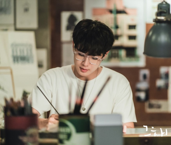 你的MBTI人格是什麼顏色？16型人格代表色對應解析 INTJ玄樟棕、ENFJ楝花紫【附象徵特質】