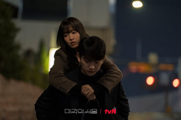 你的MBTI人格是什麼顏色？16型人格代表色對應解析 INTJ玄樟棕、ENFJ楝花紫【附象徵特質】