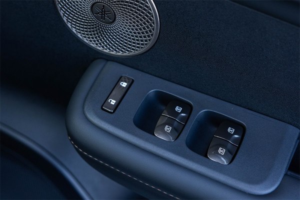 Toyota bZ3X 右軚版香港全球首賣 抵玩一換一早鳥價$229,600起