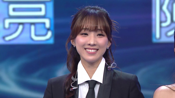 聲秀｜22歲甄敏芳Jenny背景起底！澳門學生單身來港 「顏值擔當」女神造型靚爆