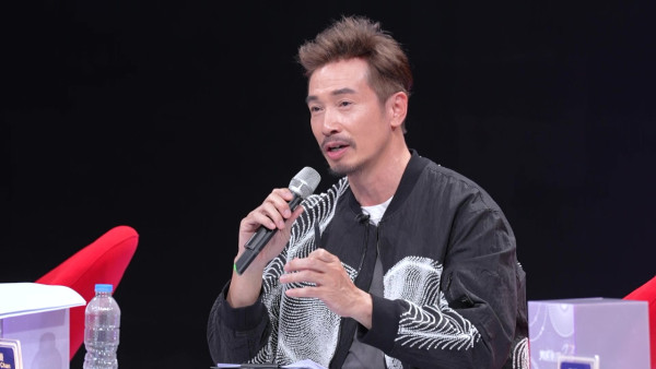 剪裁魔法師2｜楊梓瑤華麗網球風高叉長裙晒長腿 梁凱晴獨特晚裝獲封「企喺度嘅跑車」