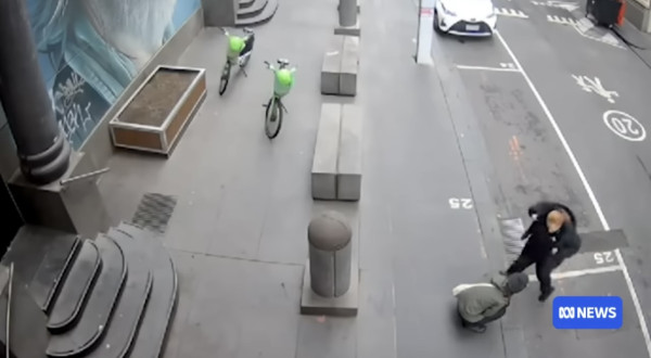 澳洲墨爾本發生隨機持刀襲擊案件（圖片： ABC News Australia）