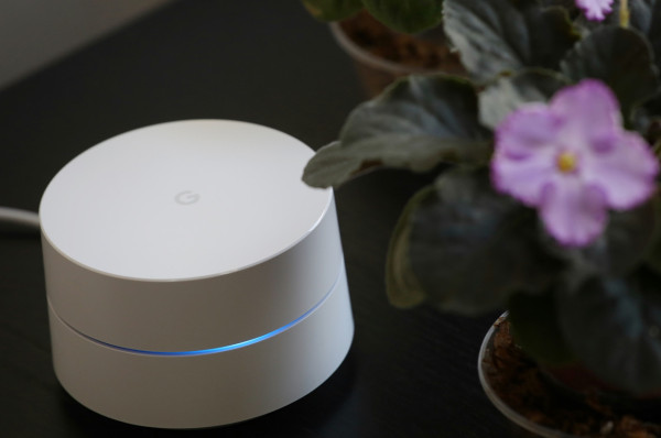 【Router輻射及安全距離】Wi-Fi擺錯位隨時損害器官？路由器避免放一位置 4大輻射迷思Q&A