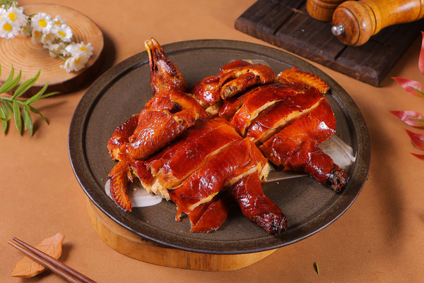 灣仔驚見天價茅台左口魚煲仔飯！ 即叫即製原隻鮑魚臘味／紫蘇白鱔飯