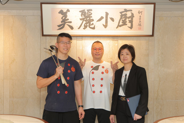 發達叉燒老闆新開灣仔港式大排檔  即叫即整煲仔飯／砂鍋雞煲／脆米番薯牛柳