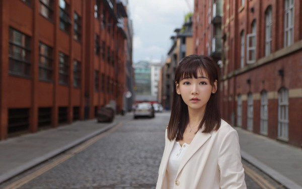 離巢TVB新婚人妻罕晒泳衣照蜜桃臀騷擾老公 前凸後翹S字型火辣身材震撼眼球