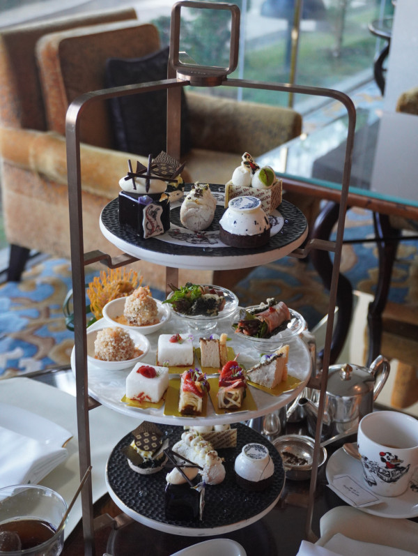 九龍香格里拉聯乘金政基藝術展 首推韓國主題下午茶 必試石鍋泡菜和牛飯球、白咖啡泥蛋糕、伊比利亞五花肉手卷