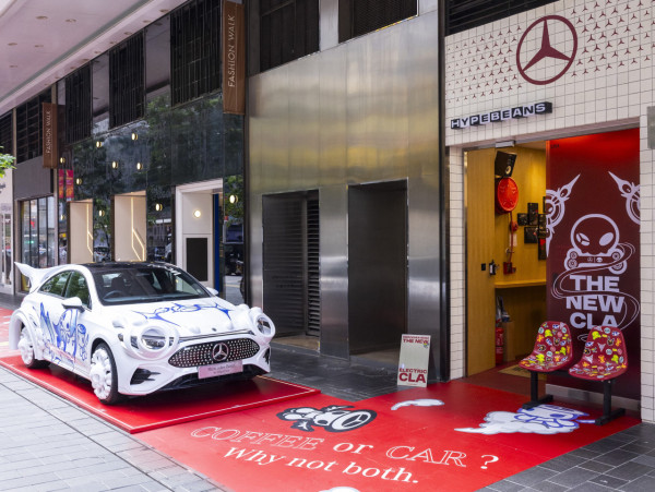 平治純電 CLA 銅鑼灣街頭展出 限定咖啡店、多項表演同步登場