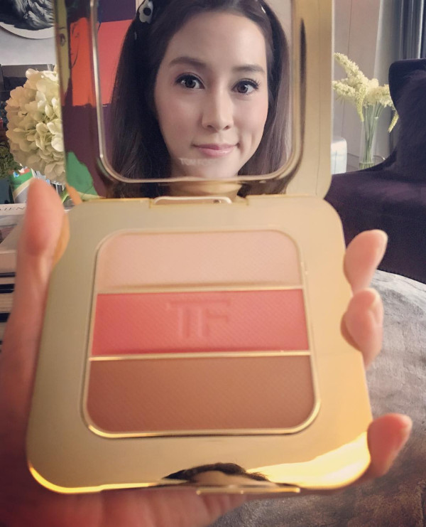 徐子淇罕有露面曬70萬Hermès超級限量版手袋！全身行頭過百萬嚇窒網民︰夠買一層樓