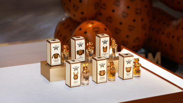 花香香水推介 :MCM  COLLECTION